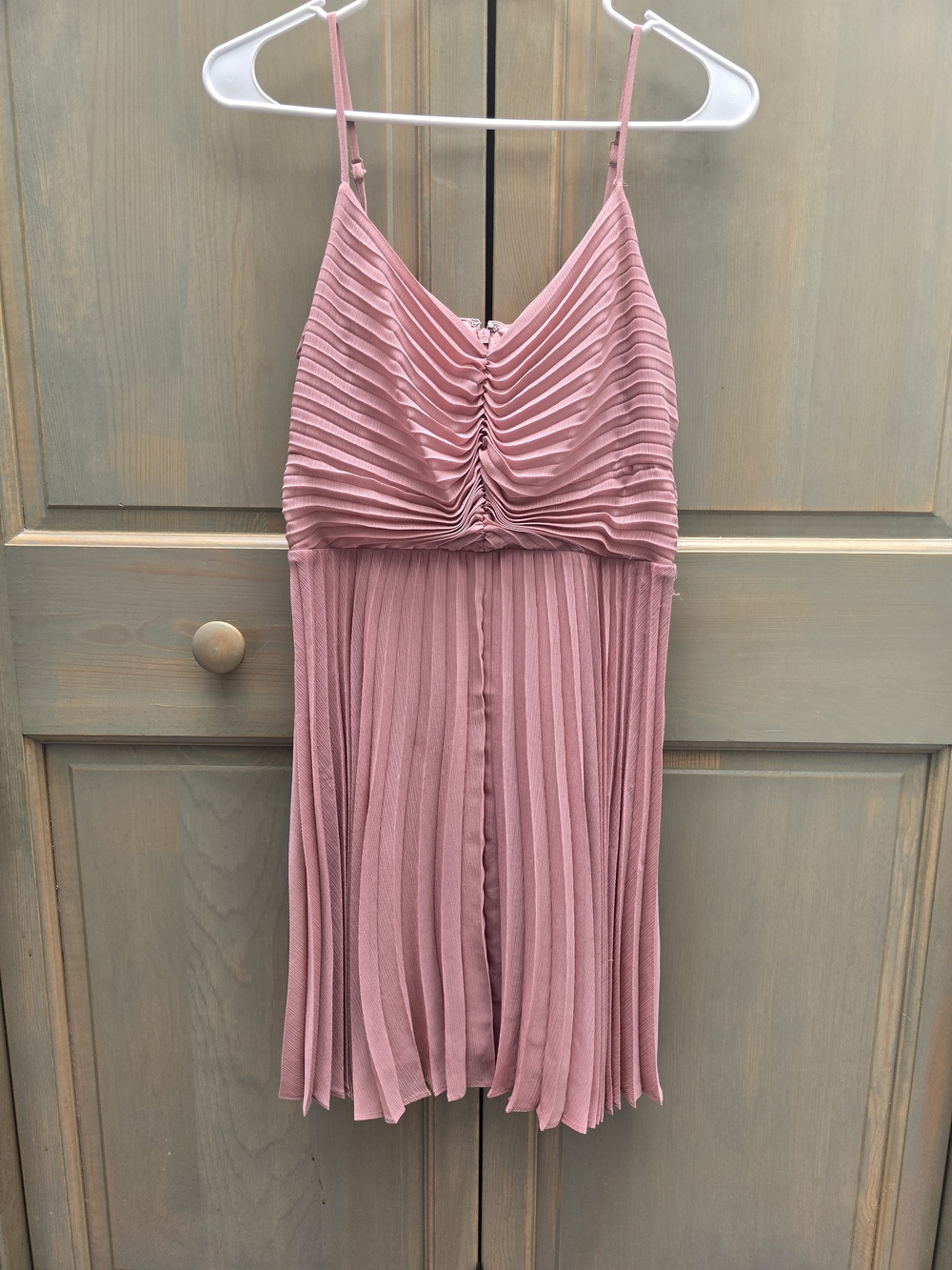 Express Pink Pleated Spaghetti Strap Dress